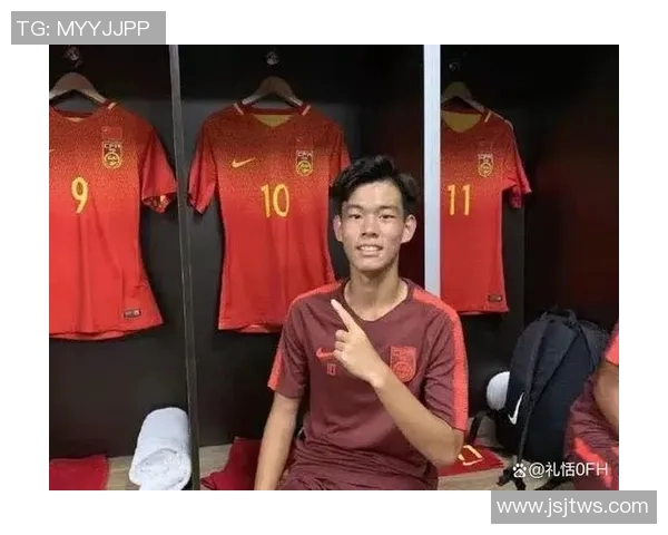 伊朗足球明星盘点:那些在绿茵场上闪耀的传奇人物与他们的辉煌成就 伊朗足球明星盘点:那些在绿茵场上闪耀的传奇人物与他们的辉煌成就