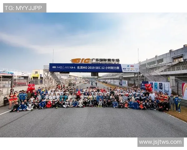 南京足球队与西安足球队耐力对决赛后分析与总结 南京足球队与西安足球队耐力对决赛后分析与总结